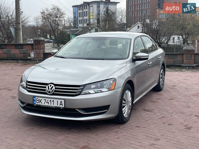 Серый Фольксваген Пассат, объемом двигателя 1.8 л и пробегом 165 тыс. км за 7999 $, фото 11 на Automoto.ua