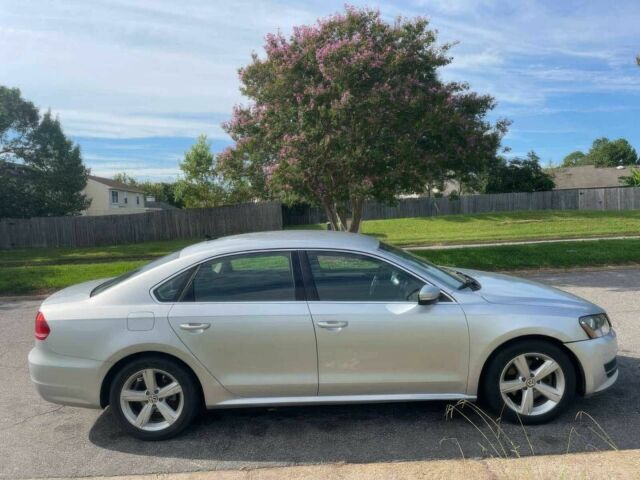 Серый Фольксваген Пассат, объемом двигателя 2.5 л и пробегом 89 тыс. км за 1325 $, фото 7 на Automoto.ua