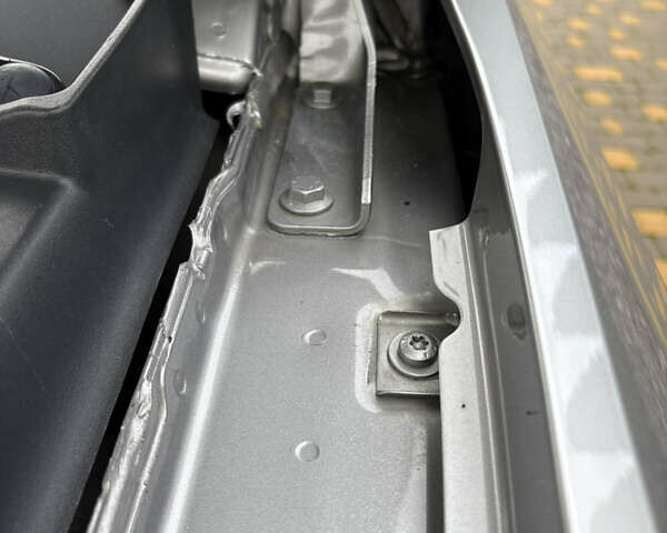 Сірий Фольксваген Пассат, об'ємом двигуна 2 л та пробігом 203 тис. км за 12500 $, фото 22 на Automoto.ua