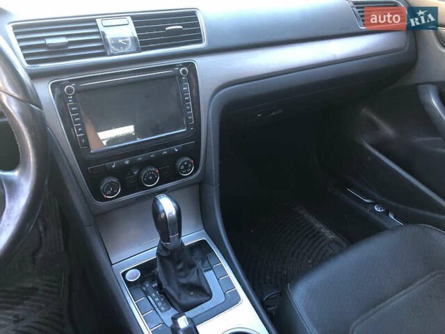 Сірий Фольксваген Пассат, об'ємом двигуна 1.97 л та пробігом 130 тис. км за 11500 $, фото 8 на Automoto.ua