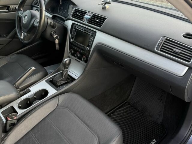 Серый Фольксваген Пассат, объемом двигателя 2 л и пробегом 258 тыс. км за 9900 $, фото 6 на Automoto.ua