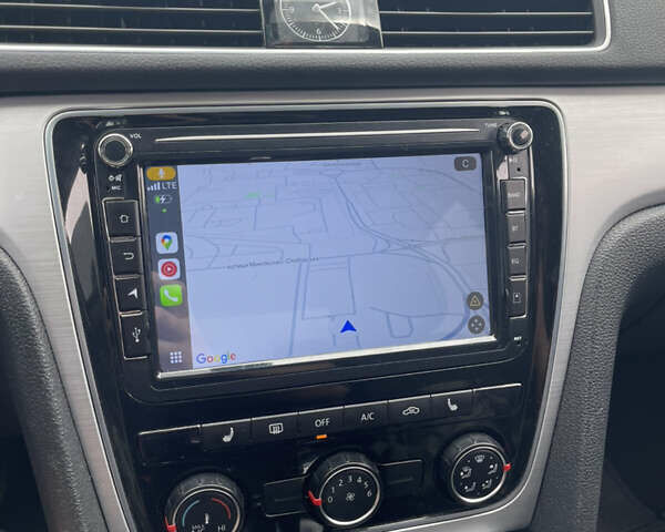 Сірий Фольксваген Пассат, об'ємом двигуна 2.5 л та пробігом 196 тис. км за 10500 $, фото 22 на Automoto.ua