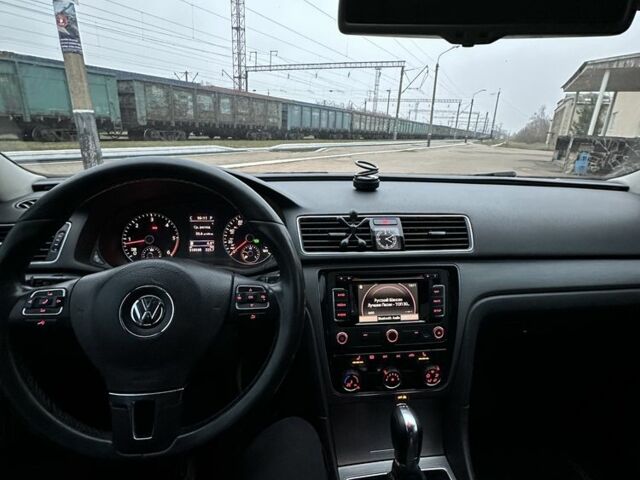 Серый Фольксваген Пассат, объемом двигателя 2 л и пробегом 318 тыс. км за 12500 $, фото 6 на Automoto.ua