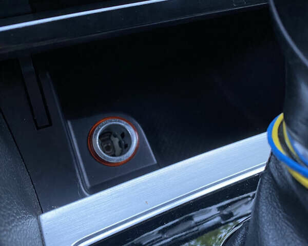 Сірий Фольксваген Пассат, об'ємом двигуна 2.5 л та пробігом 357 тис. км за 11500 $, фото 22 на Automoto.ua