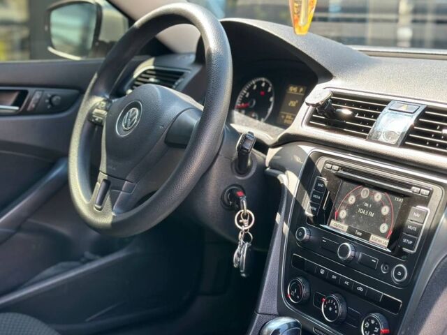 Сірий Фольксваген Пассат, об'ємом двигуна 2.5 л та пробігом 103 тис. км за 9800 $, фото 15 на Automoto.ua