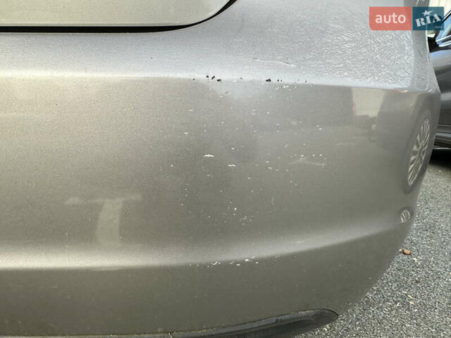 Серый Фольксваген Пассат, объемом двигателя 2.5 л и пробегом 226 тыс. км за 10500 $, фото 39 на Automoto.ua