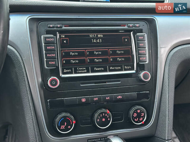 Серый Фольксваген Пассат, объемом двигателя 2.48 л и пробегом 187 тыс. км за 9800 $, фото 29 на Automoto.ua