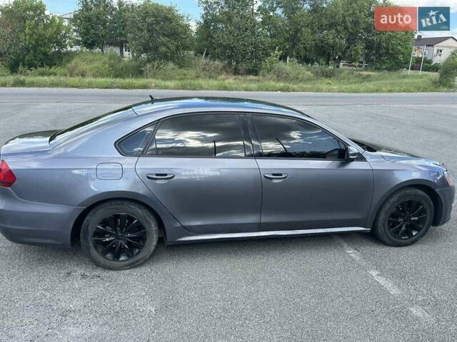 Серый Фольксваген Пассат, объемом двигателя 2.48 л и пробегом 165 тыс. км за 10700 $, фото 9 на Automoto.ua