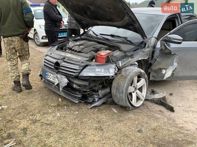 Серый Фольксваген Пассат, объемом двигателя 2.5 л и пробегом 210 тыс. км за 4200 $, фото 14 на Automoto.ua