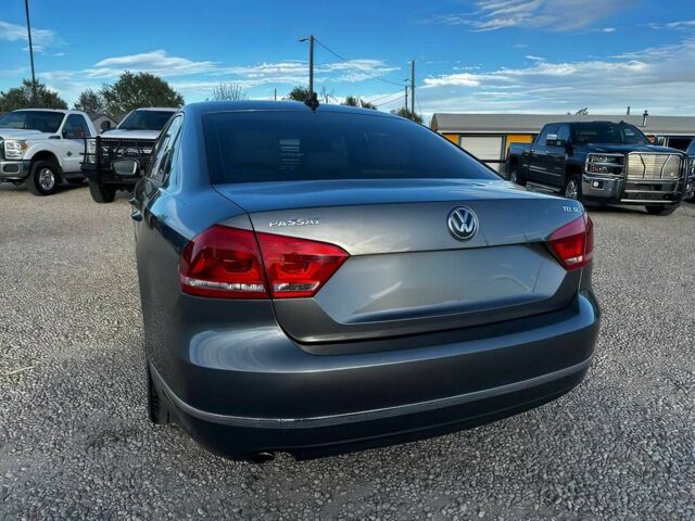 Сірий Фольксваген Пассат, об'ємом двигуна 2 л та пробігом 83 тис. км за 7500 $, фото 5 на Automoto.ua