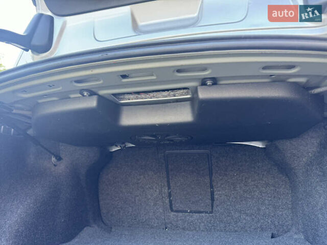Сірий Фольксваген Пассат, об'ємом двигуна 2 л та пробігом 268 тис. км за 11500 $, фото 29 на Automoto.ua
