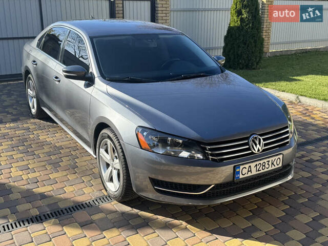 Фольксваген Пассат 2013 в Корсунь-Шевченковском на Automoto.ua Серый Фольксваген Пассат, объемом двигателя 2.5 л и пробегом 156 тыс. км за 10900 $, фото 12 на Automoto.ua
