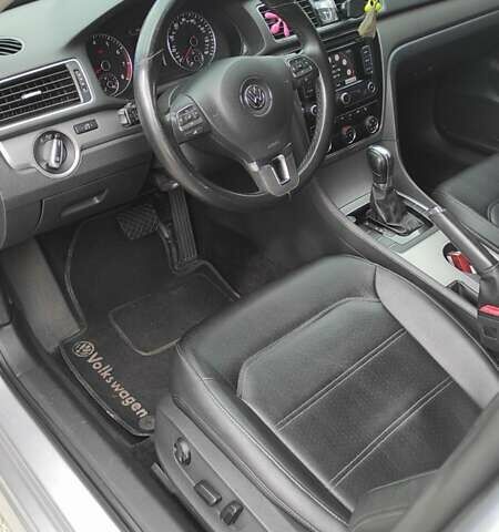 Сірий Фольксваген Пассат, об'ємом двигуна 1.8 л та пробігом 200 тис. км за 11499 $, фото 18 на Automoto.ua