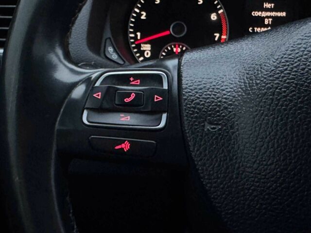 Сірий Фольксваген Пассат, об'ємом двигуна 2.5 л та пробігом 236 тис. км за 11800 $, фото 22 на Automoto.ua