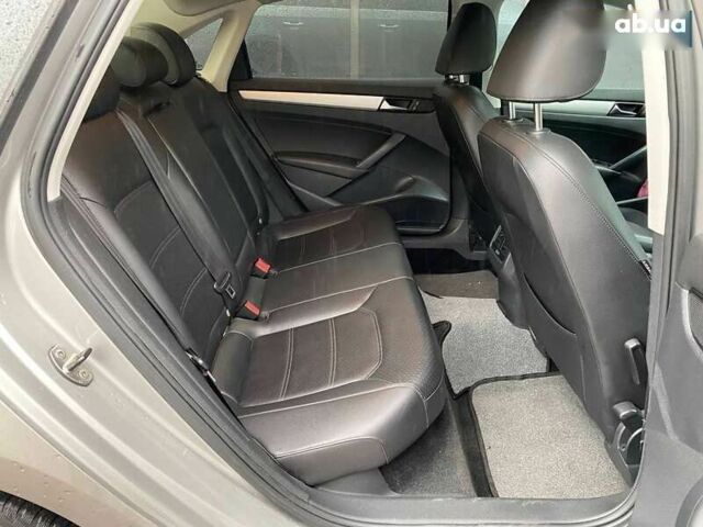 Сірий Фольксваген Пассат, об'ємом двигуна 2.5 л та пробігом 156 тис. км за 9500 $, фото 10 на Automoto.ua