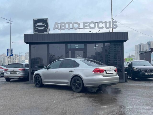 Сірий Фольксваген Пассат, об'ємом двигуна 2.5 л та пробігом 297 тис. км за 9990 $, фото 4 на Automoto.ua