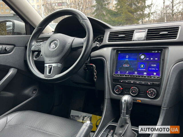 Серый Фольксваген Пассат, объемом двигателя 1.8 л и пробегом 165 тыс. км за 10500 $, фото 11 на Automoto.ua