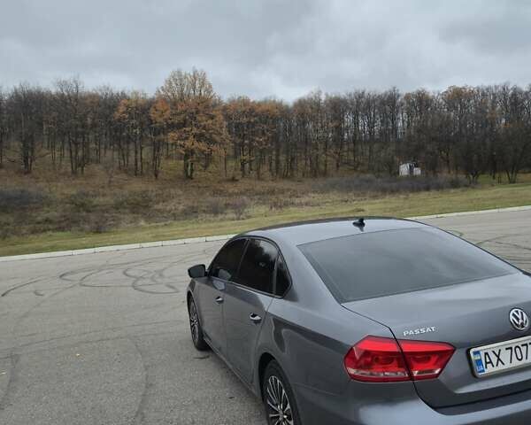 Серый Фольксваген Пассат, объемом двигателя 2.5 л и пробегом 120 тыс. км за 11000 $, фото 5 на Automoto.ua