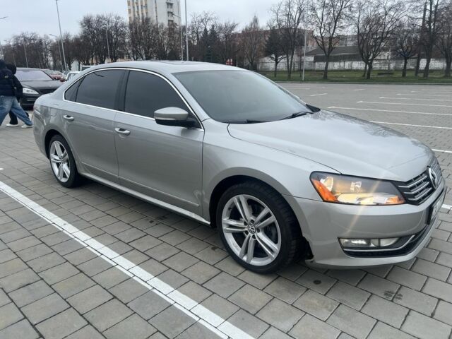 Серый Фольксваген Пассат, объемом двигателя 2 л и пробегом 232 тыс. км за 253 $, фото 1 на Automoto.ua