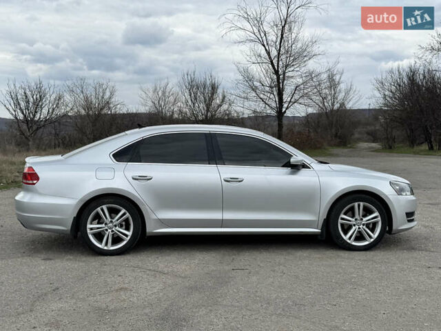 Серый Фольксваген Пассат, объемом двигателя 1.8 л и пробегом 160 тыс. км за 10100 $, фото 5 на Automoto.ua