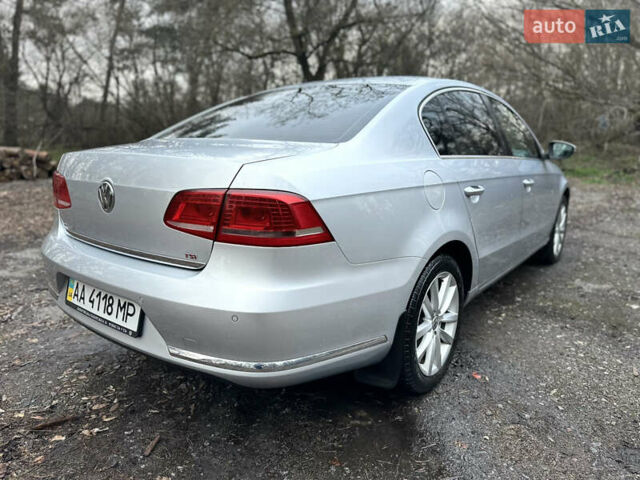 Сірий Фольксваген Пассат, об'ємом двигуна 1.8 л та пробігом 257 тис. км за 8999 $, фото 11 на Automoto.ua