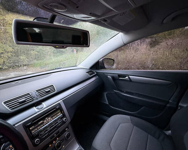 Фольксваген Пассат 2013 в Каменце-Подольском на Automoto.ua Серый Фольксваген Пассат, объемом двигателя 1.6 л и пробегом 270 тыс. км за 10500 $, фото 33 на Automoto.ua