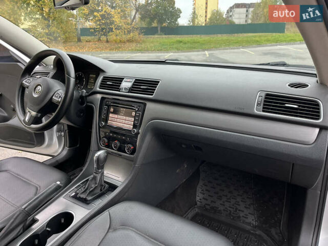 Серый Фольксваген Пассат, объемом двигателя 2.5 л и пробегом 230 тыс. км за 8700 $, фото 26 на Automoto.ua