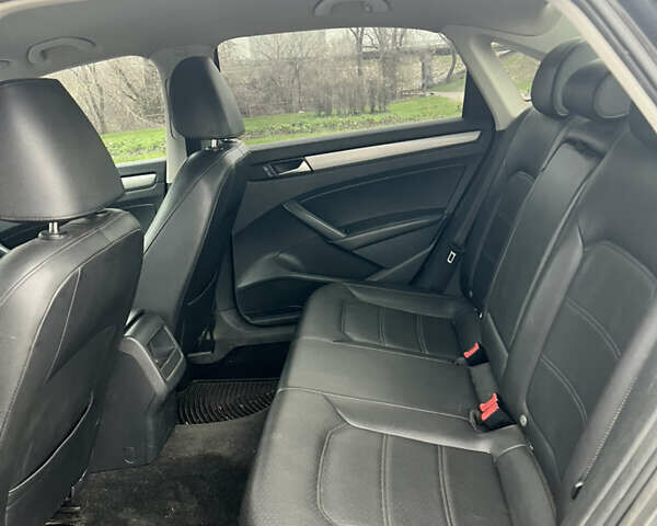 Сірий Фольксваген Пассат, об'ємом двигуна 1.8 л та пробігом 270 тис. км за 7800 $, фото 2 на Automoto.ua