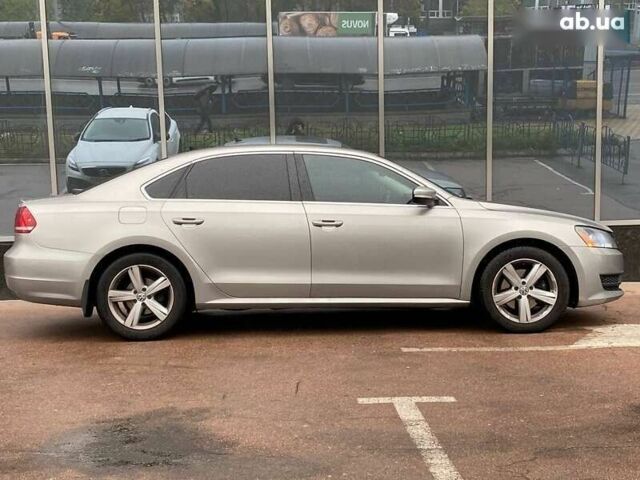 Сірий Фольксваген Пассат, об'ємом двигуна 2.5 л та пробігом 156 тис. км за 9500 $, фото 6 на Automoto.ua