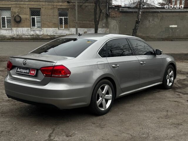 Серый Фольксваген Пассат, объемом двигателя 1.8 л и пробегом 271 тыс. км за 8790 $, фото 6 на Automoto.ua