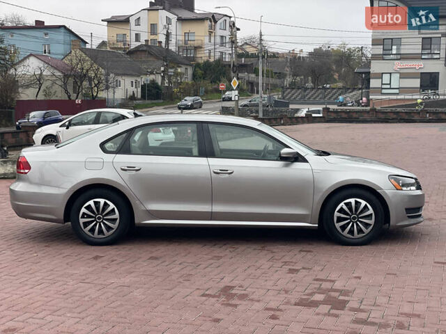 Серый Фольксваген Пассат, объемом двигателя 1.8 л и пробегом 165 тыс. км за 7999 $, фото 5 на Automoto.ua