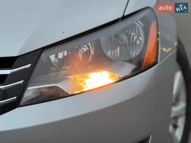 Серый Фольксваген Пассат, объемом двигателя 2.5 л и пробегом 236 тыс. км за 11800 $, фото 8 на Automoto.ua