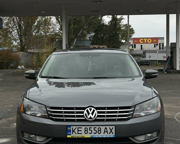 Серый Фольксваген Пассат, объемом двигателя 1.97 л и пробегом 234 тыс. км за 14000 $, фото 1 на Automoto.ua