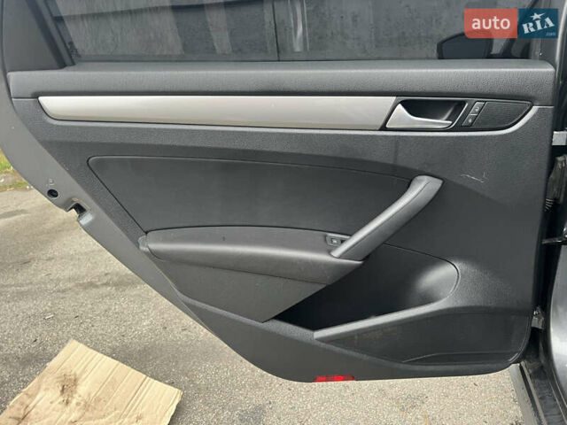 Сірий Фольксваген Пассат, об'ємом двигуна 1.97 л та пробігом 177 тис. км за 11800 $, фото 17 на Automoto.ua
