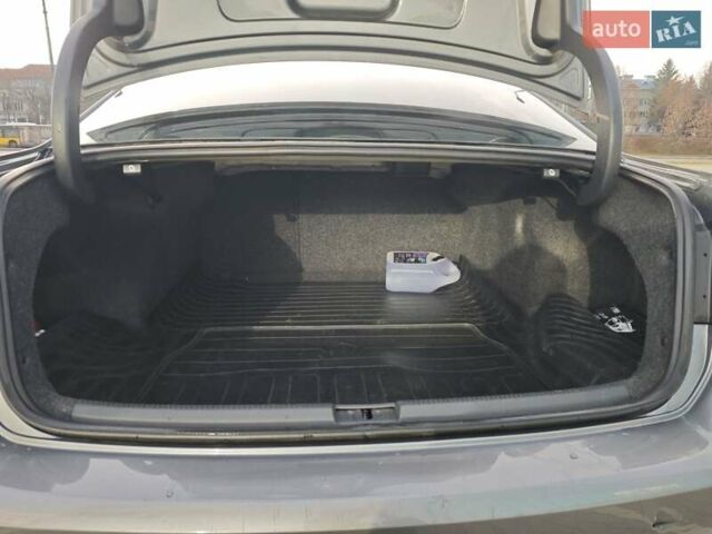 Серый Фольксваген Пассат, объемом двигателя 1.97 л и пробегом 206 тыс. км за 10700 $, фото 11 на Automoto.ua