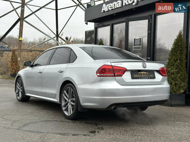 Серый Фольксваген Пассат, объемом двигателя 2.48 л и пробегом 187 тыс. км за 9800 $, фото 11 на Automoto.ua