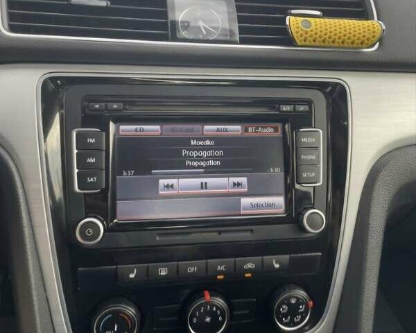 Сірий Фольксваген Пассат, об'ємом двигуна 2.48 л та пробігом 123 тис. км за 11300 $, фото 25 на Automoto.ua