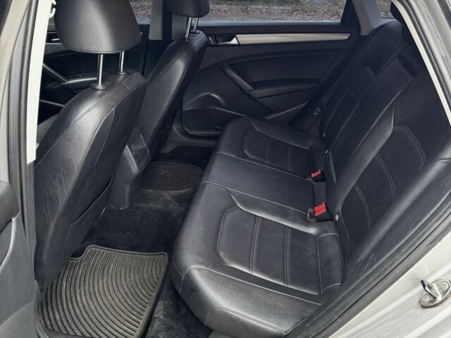 Серый Фольксваген Пассат, объемом двигателя 1.8 л и пробегом 146 тыс. км за 5400 $, фото 7 на Automoto.ua