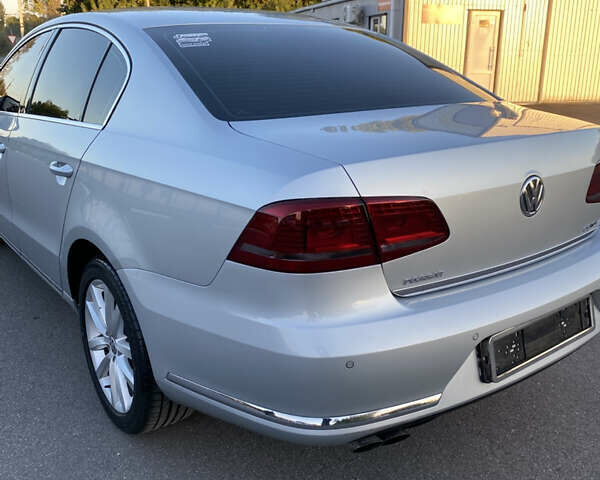 Серый Фольксваген Пассат, объемом двигателя 2 л и пробегом 180 тыс. км за 12500 $, фото 2 на Automoto.ua