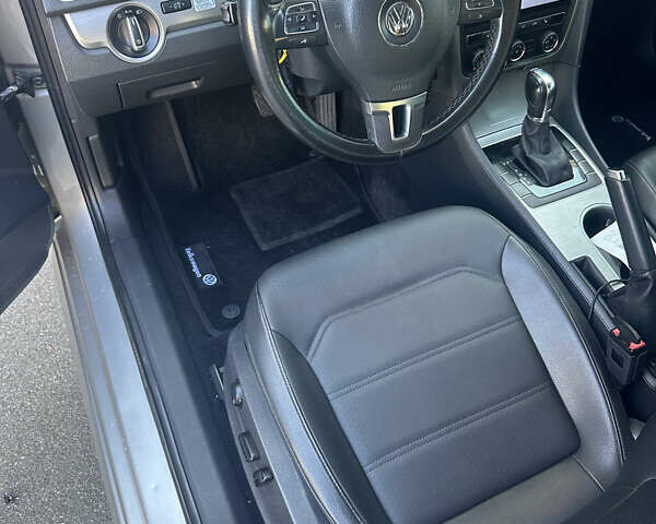 Сірий Фольксваген Пассат, об'ємом двигуна 1.97 л та пробігом 196 тис. км за 10500 $, фото 6 на Automoto.ua