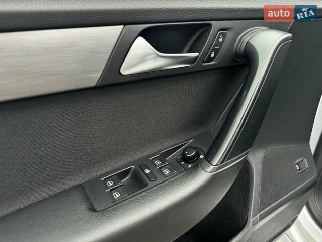 Серый Фольксваген Пассат, объемом двигателя 2 л и пробегом 168 тыс. км за 14900 $, фото 15 на Automoto.ua