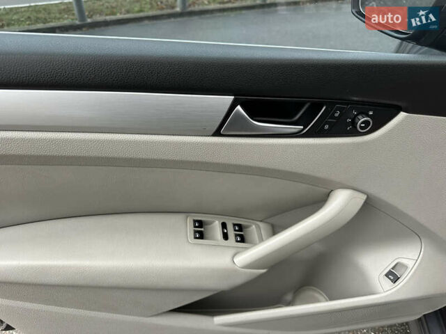 Сірий Фольксваген Пассат, об'ємом двигуна 2.5 л та пробігом 221 тис. км за 9800 $, фото 13 на Automoto.ua