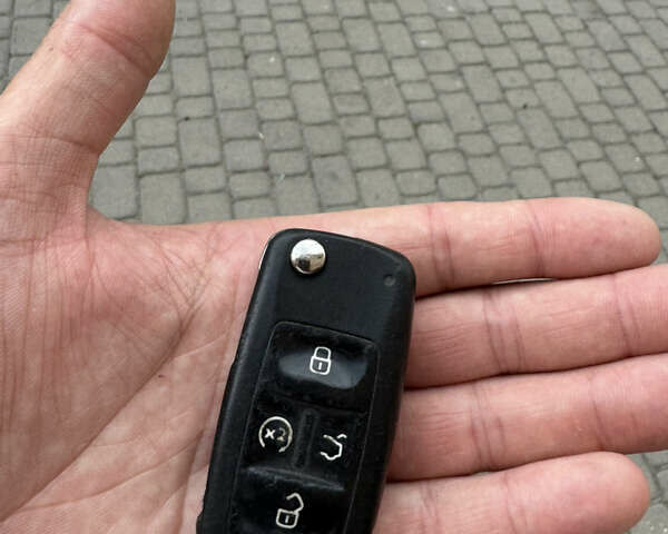 Сірий Фольксваген Пассат, об'ємом двигуна 2 л та пробігом 268 тис. км за 11500 $, фото 35 на Automoto.ua