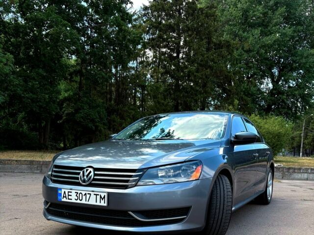 Сірий Фольксваген Пассат, об'ємом двигуна 2.5 л та пробігом 155 тис. км за 9400 $, фото 1 на Automoto.ua