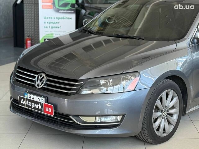 Серый Фольксваген Пассат, объемом двигателя 2.5 л и пробегом 217 тыс. км за 10640 $, фото 3 на Automoto.ua