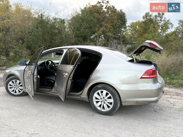 Фольксваген Пассат 2013 в Каменце-Подольском на Automoto.ua Серый Фольксваген Пассат, объемом двигателя 1.6 л и пробегом 270 тыс. км за 10500 $, фото 28 на Automoto.ua