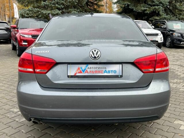 Фольксваген Пассат 2013 в Кривом Роге на Automoto.ua Серый Фольксваген Пассат, объемом двигателя 2.5 л и пробегом 185 тыс. км за 9400 $, фото 5 на Automoto.ua