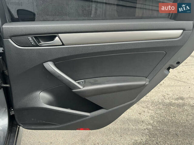 Сірий Фольксваген Пассат, об'ємом двигуна 1.97 л та пробігом 177 тис. км за 11800 $, фото 20 на Automoto.ua