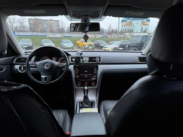 Сірий Фольксваген Пассат, об'ємом двигуна 2.5 л та пробігом 236 тис. км за 11800 $, фото 14 на Automoto.ua