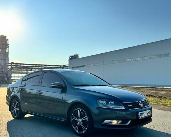 Сірий Фольксваген Пассат, об'ємом двигуна 1.6 л та пробігом 264 тис. км за 8950 $, фото 1 на Automoto.ua